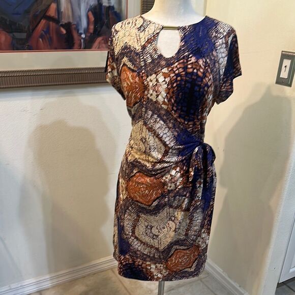 FYLO Side Tie Gathered Pattern Dress Size Large - Picture 9 of 15